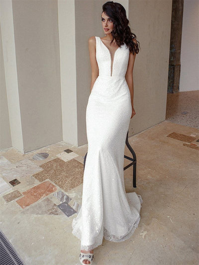 Backless V-Neck Lace Plus Size Detachable Train Wedding Dress Classic Wedding Dresses BlissGown 