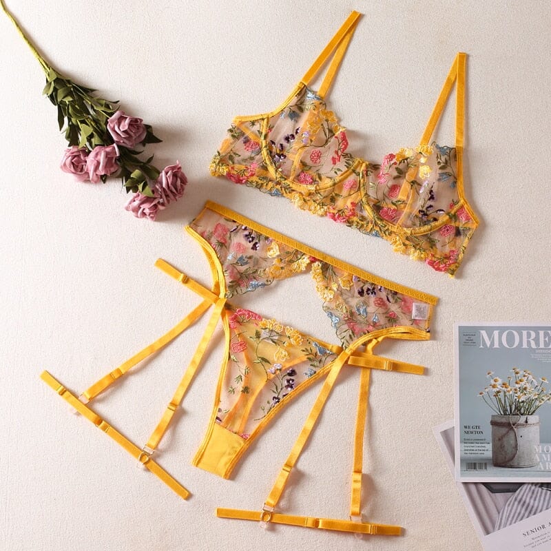Lingerie Sensual Lace Underwear Transparent Embroidery 3-Piece Garters Accessories BlissGown 