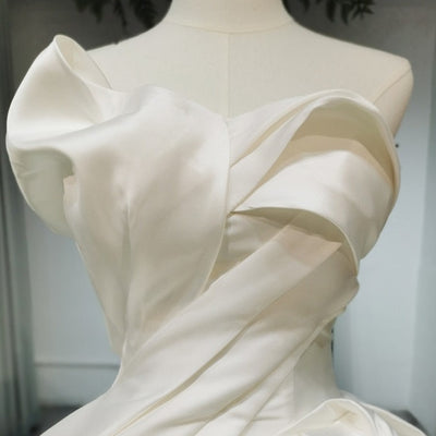 Luxury Satin Ball Gown Boat Neck Illusion Sleeveless Bridal Dress Vintage Wedding Dresses BlissGown 