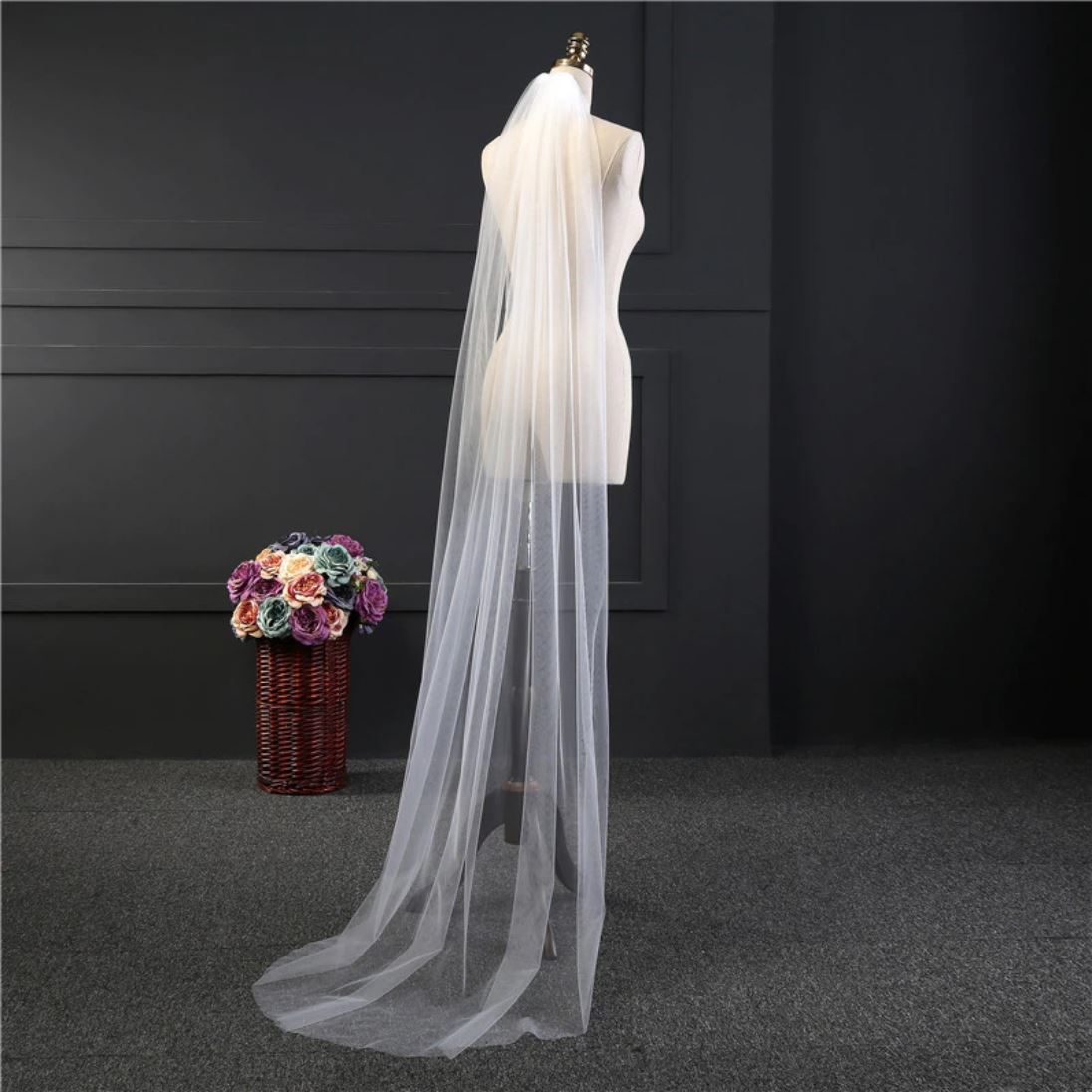 Ribbon Edge One-layer long With Comb Bridal Veil Wedding Accessories BlissGown 