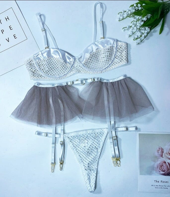 Sexy Lingerie Mesh Patchwork Ruffle Garters Set Accessories BlissGown White S 