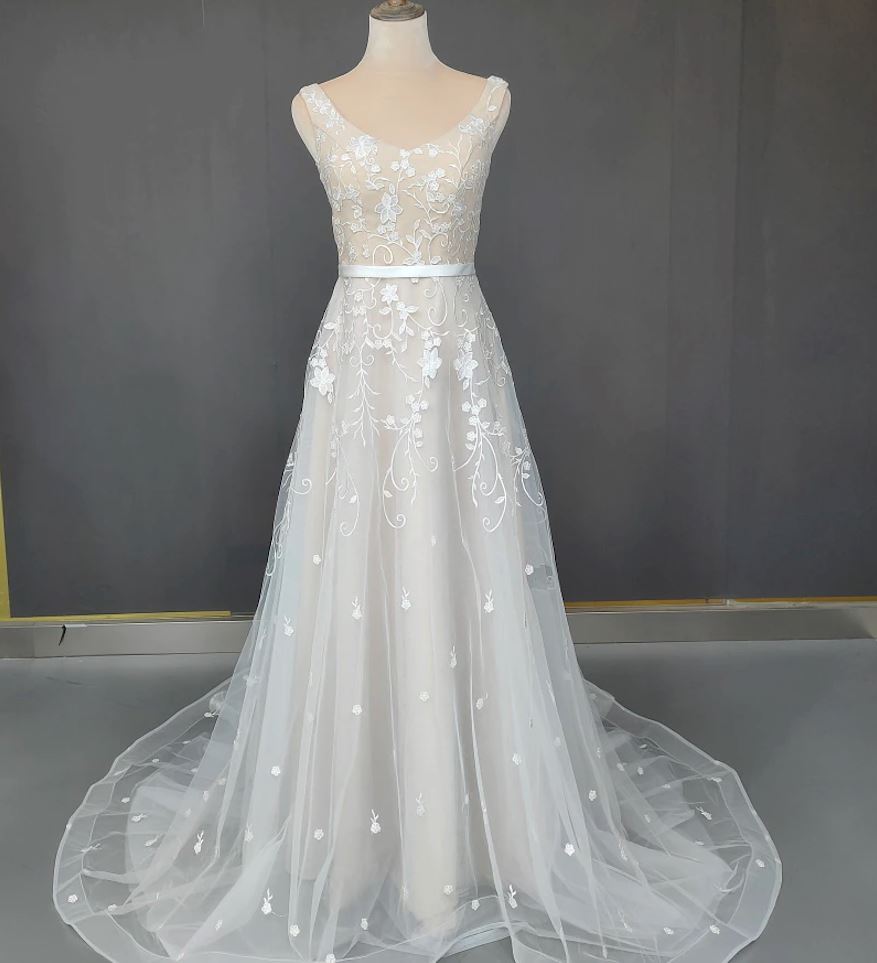 V-Neck Backless Boho Lace Applique Wedding Dress Boho Wedding Dresses BlissGown Sleeveless 16 
