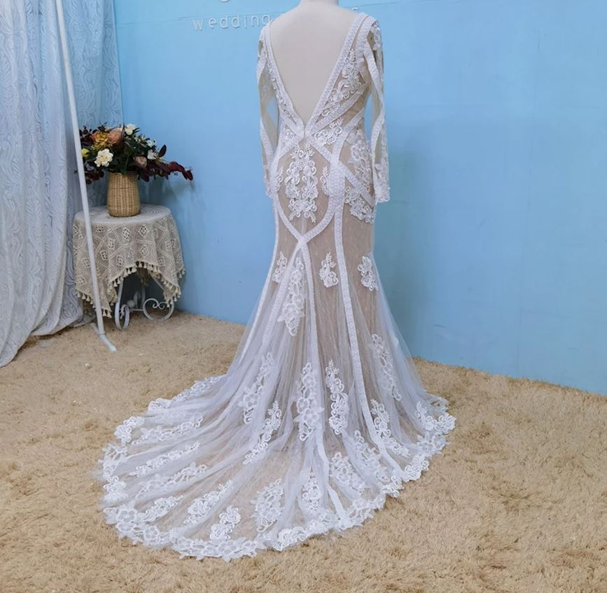 V Neck Backless Lace Long Sleeve Vintage Wedding Dress Boho Wedding Dresses BlissGown 
