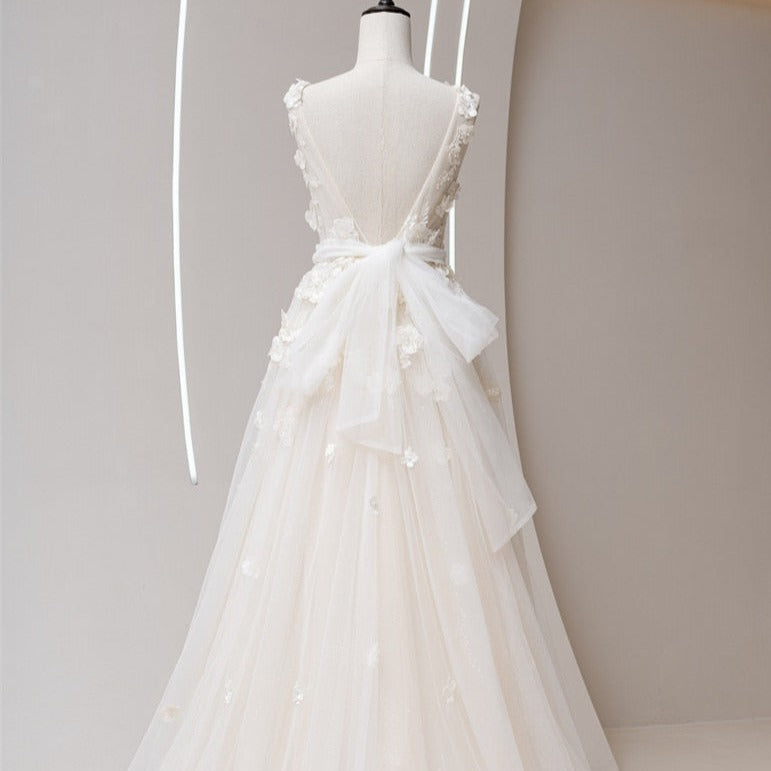 Vintage A Line 3D Flower Elegant Belt Tulle Wedding Dress Vintage Wedding Dresses BlissGown 