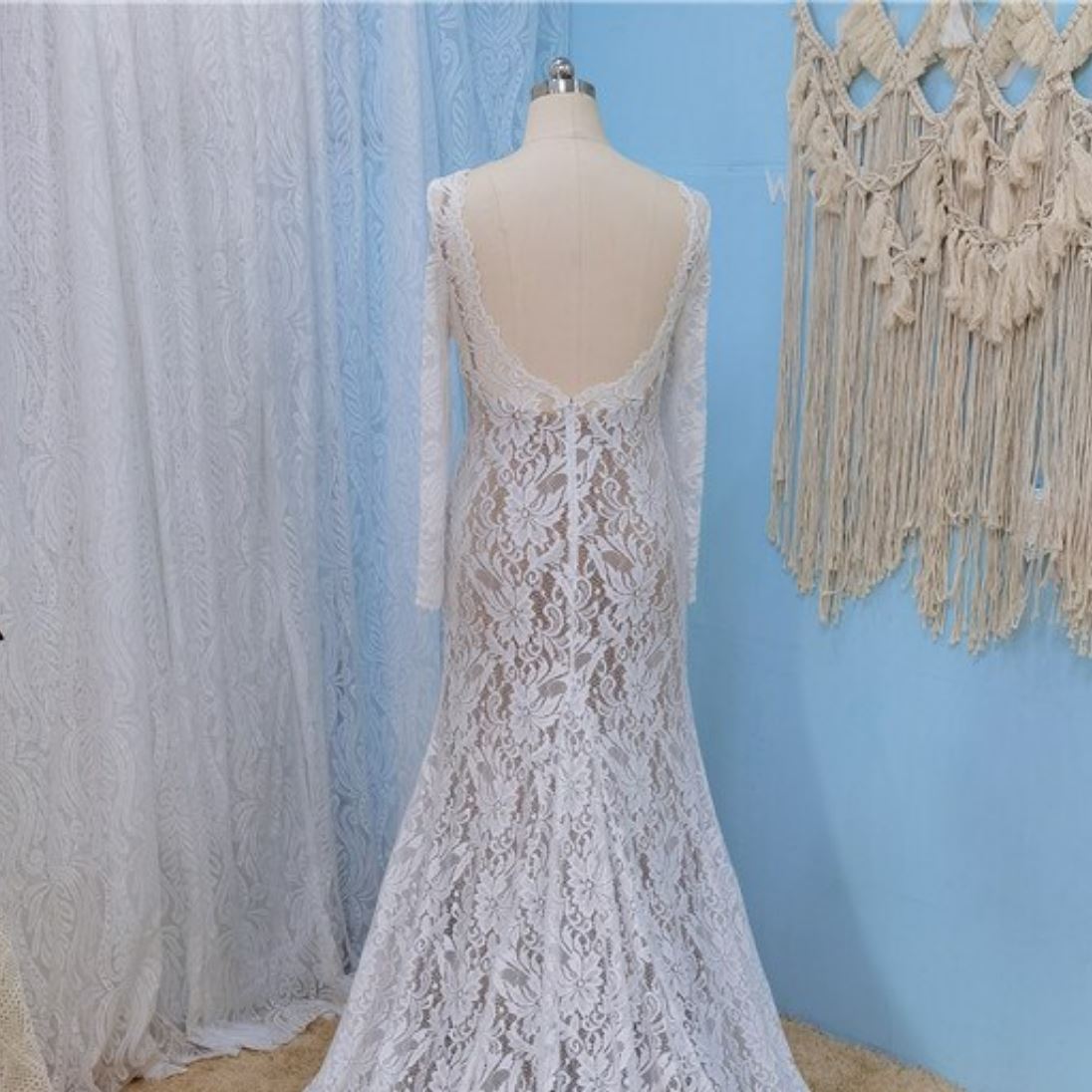 Vintage Stretch Lace Long Sleeve Sexy Open Back Mermaid Bridal Gown Beach Wedding Dresses BlissGown 